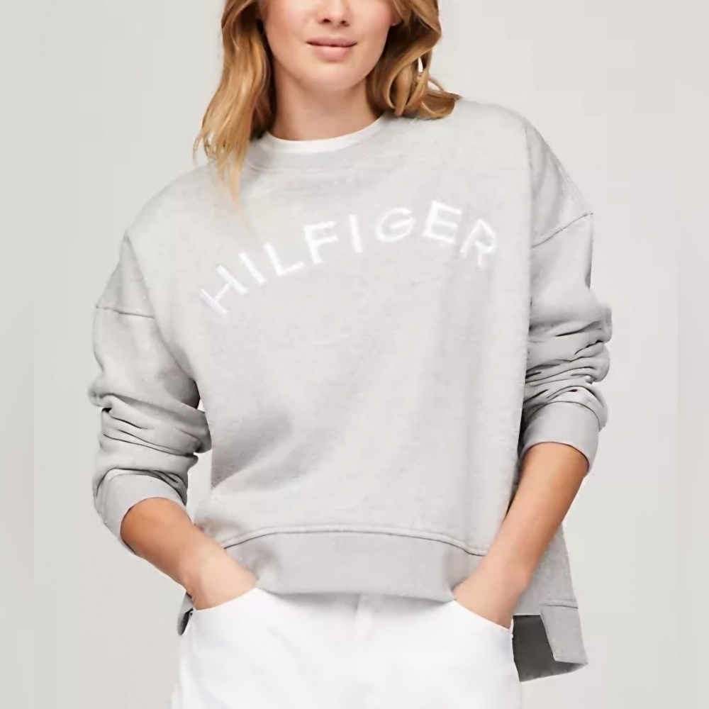 Tommy Hilfiger Gray Embroidered Logo Sweatshirt Women’s Small Pullover